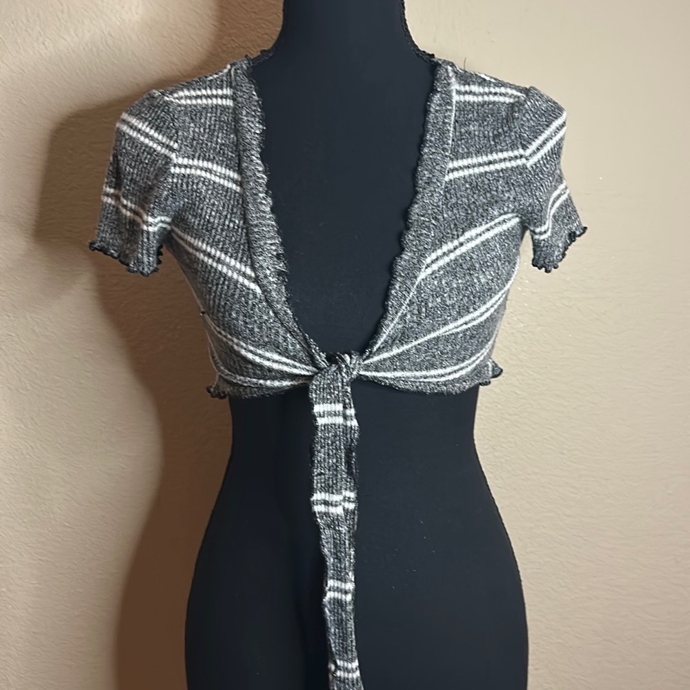 Striped Tie-front crop top